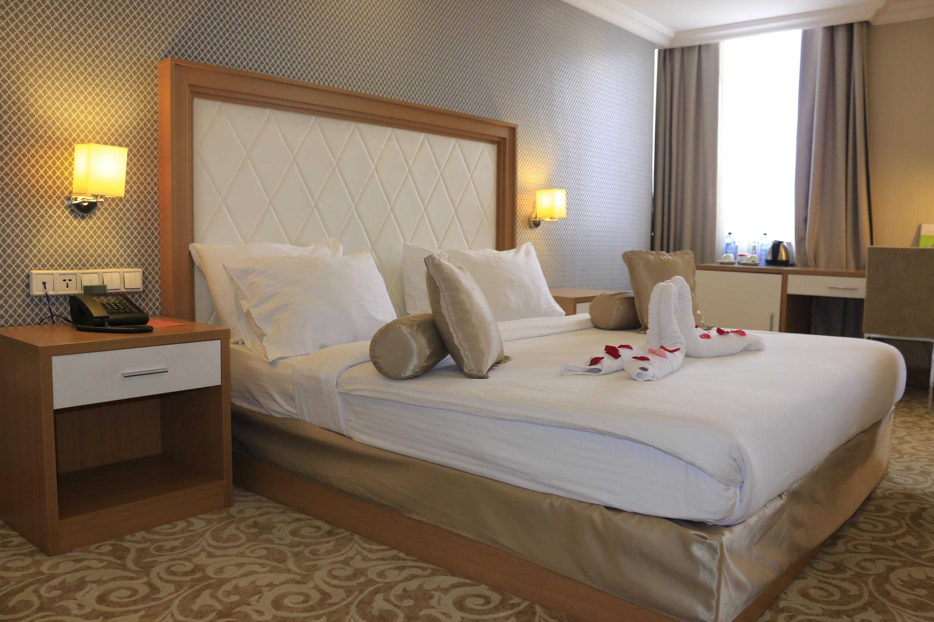 Momona Hotel Аддис-Абеба Экстерьер фото