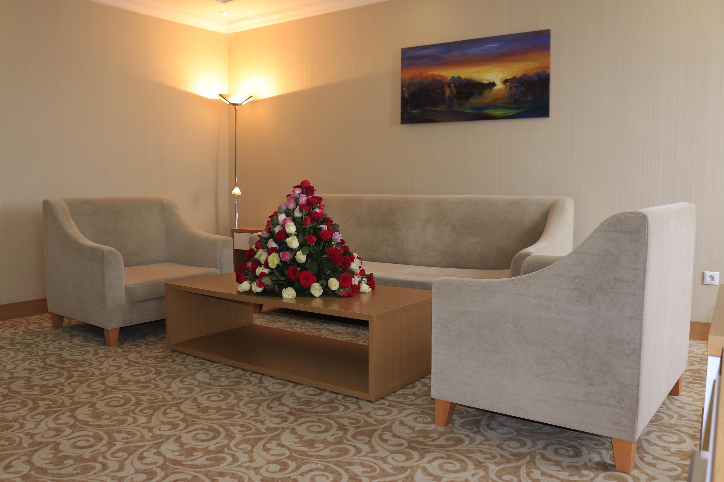 Momona Hotel Аддис-Абеба Экстерьер фото