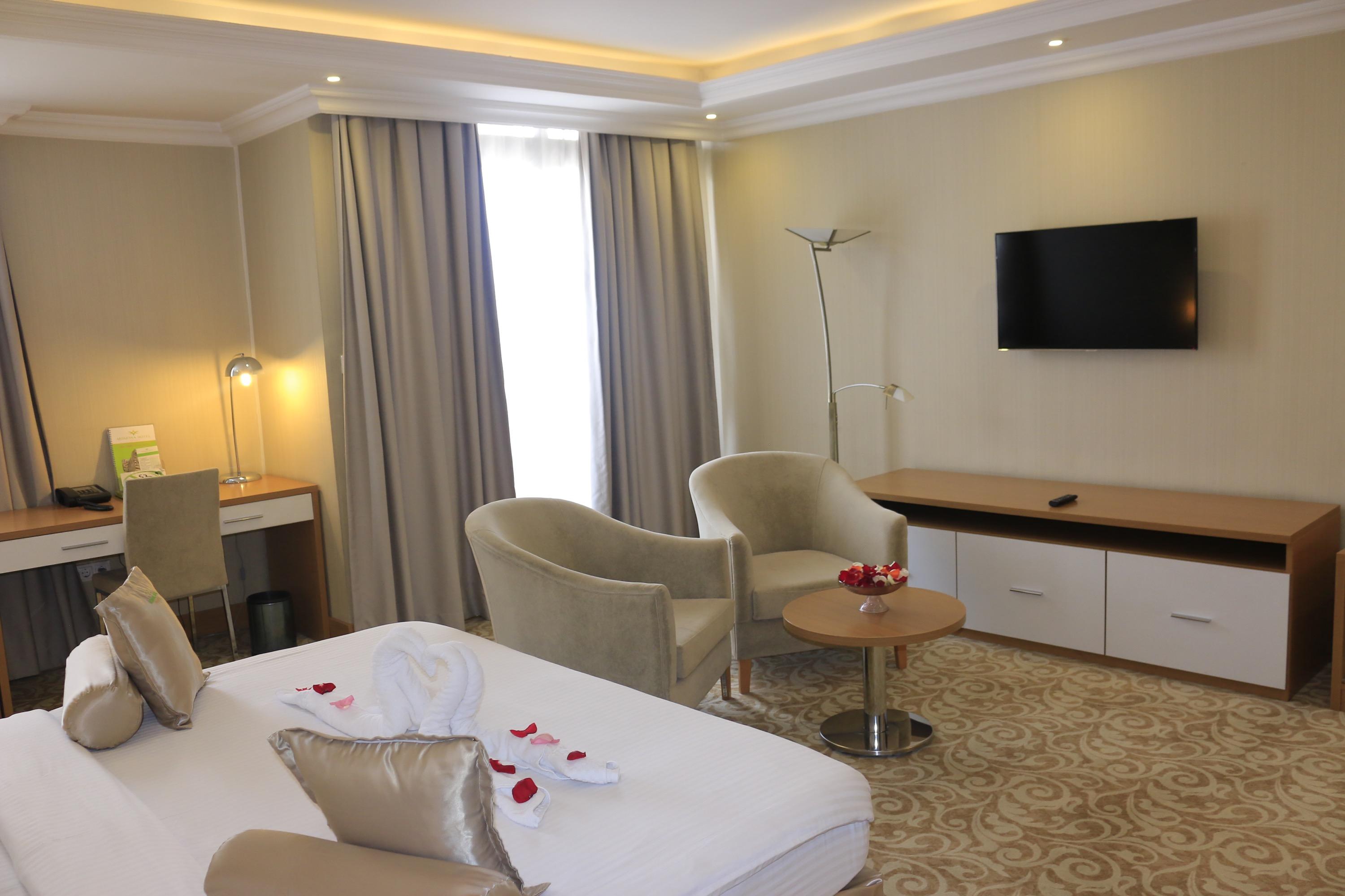 Momona Hotel Аддис-Абеба Экстерьер фото